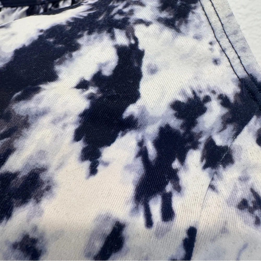 Tie-Dye One-Piece Swimsuit with Ruffle Pool Party Beach Vacation Swim EUC